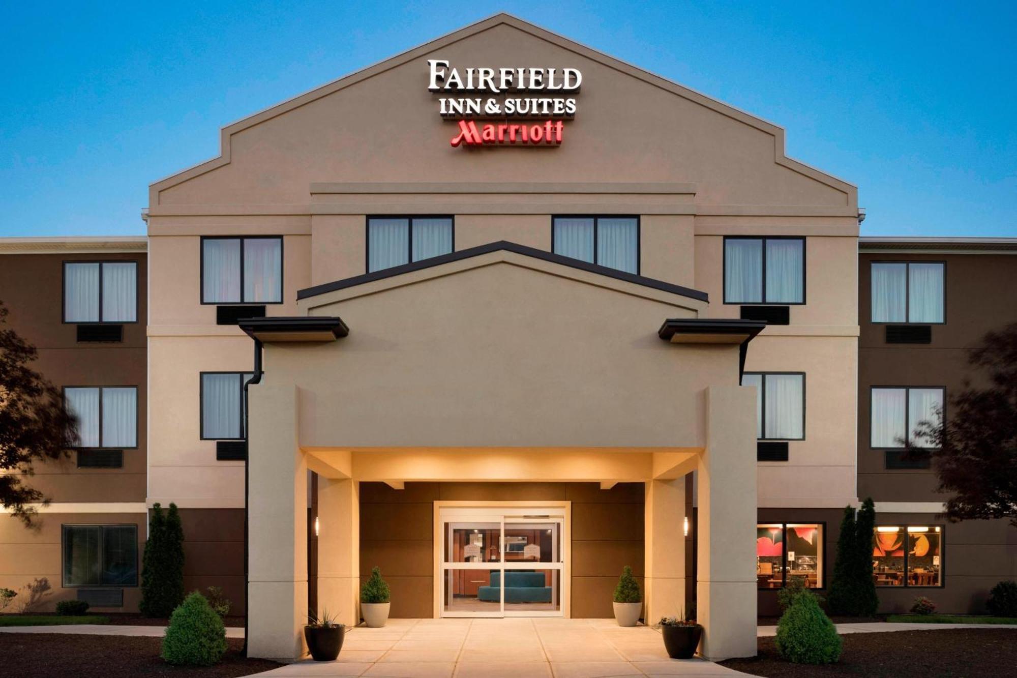 Fairfield Inn & Suites Hartford Manchester Buitenkant foto