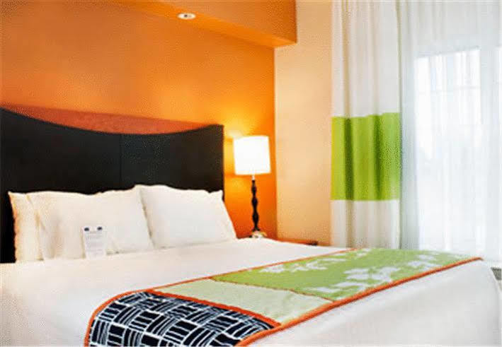 Fairfield Inn & Suites Hartford Manchester Buitenkant foto
